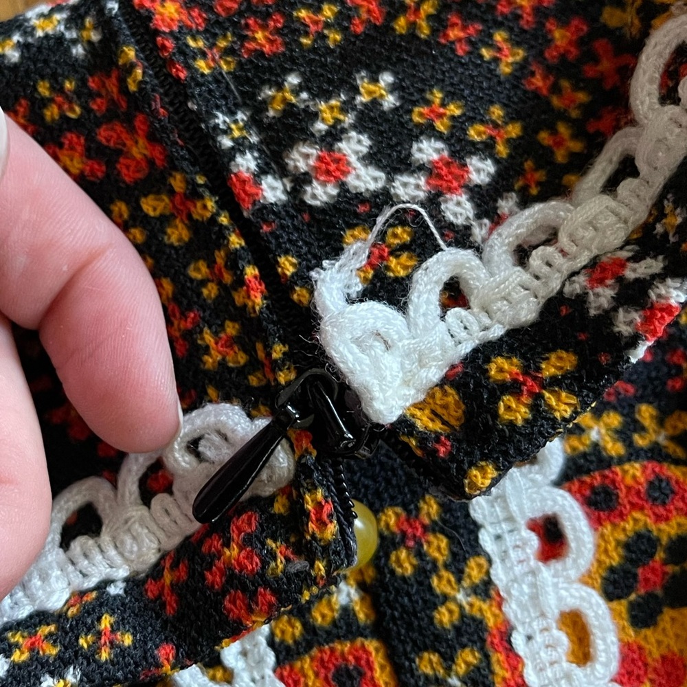 SOLD 70s Psychedelic Floral Mandala Prairie Dress - Picture 10 of 13
